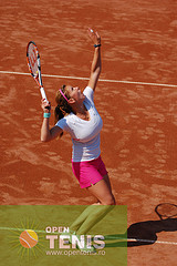 Victorii pentru Olaru si Halep