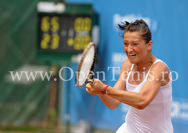 Alexandra Cadantu, exemplu de daruire