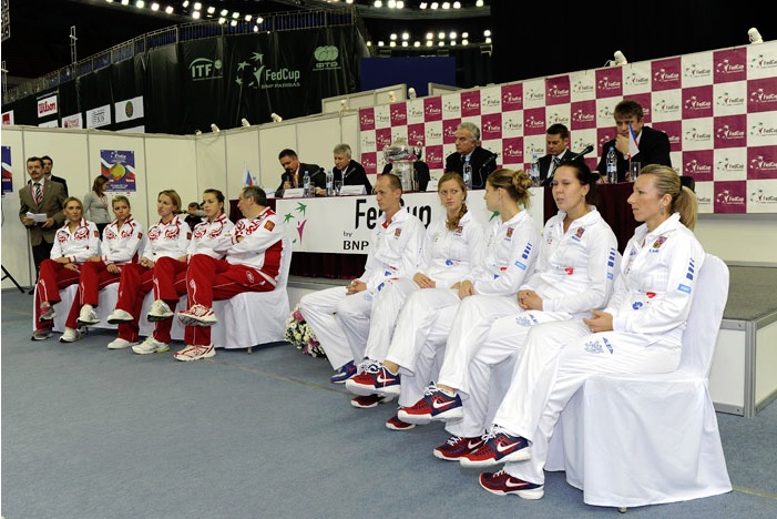Finala Cupei Federatiilor: Zvonareva a declarat forfait