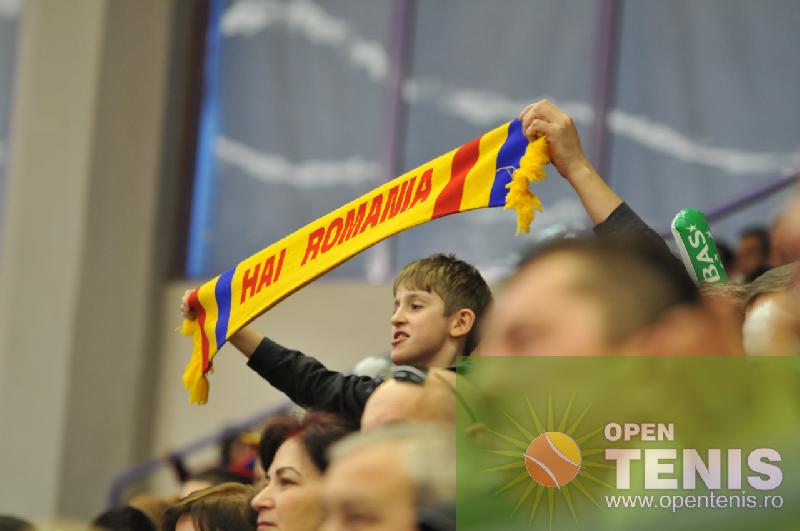 For the fans, with love - Davis Cup, Day 2