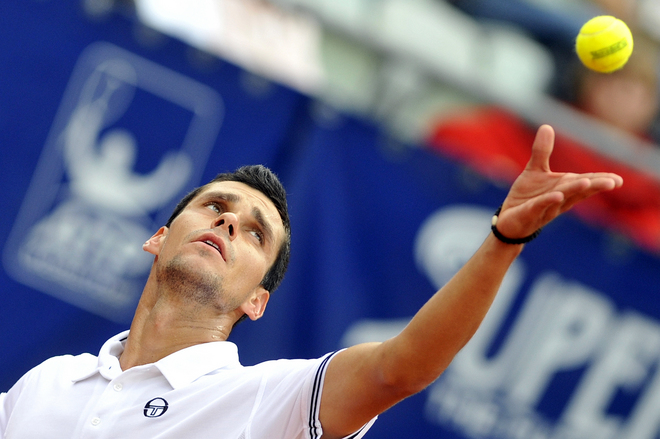 Hanescu versus Davidenko