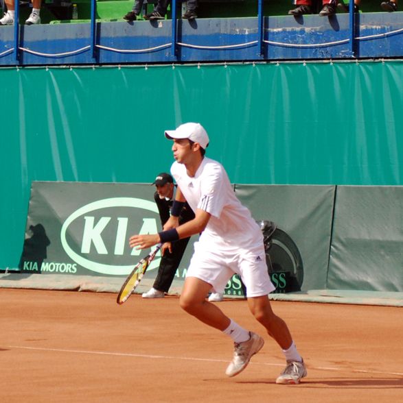 Tecau in sferturi, Hanescu out din optimi
