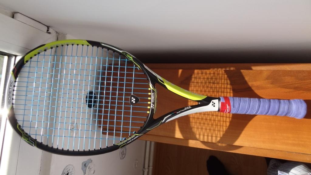 Yonex EZONE Ai 100 maner l4 jucata 6 luni