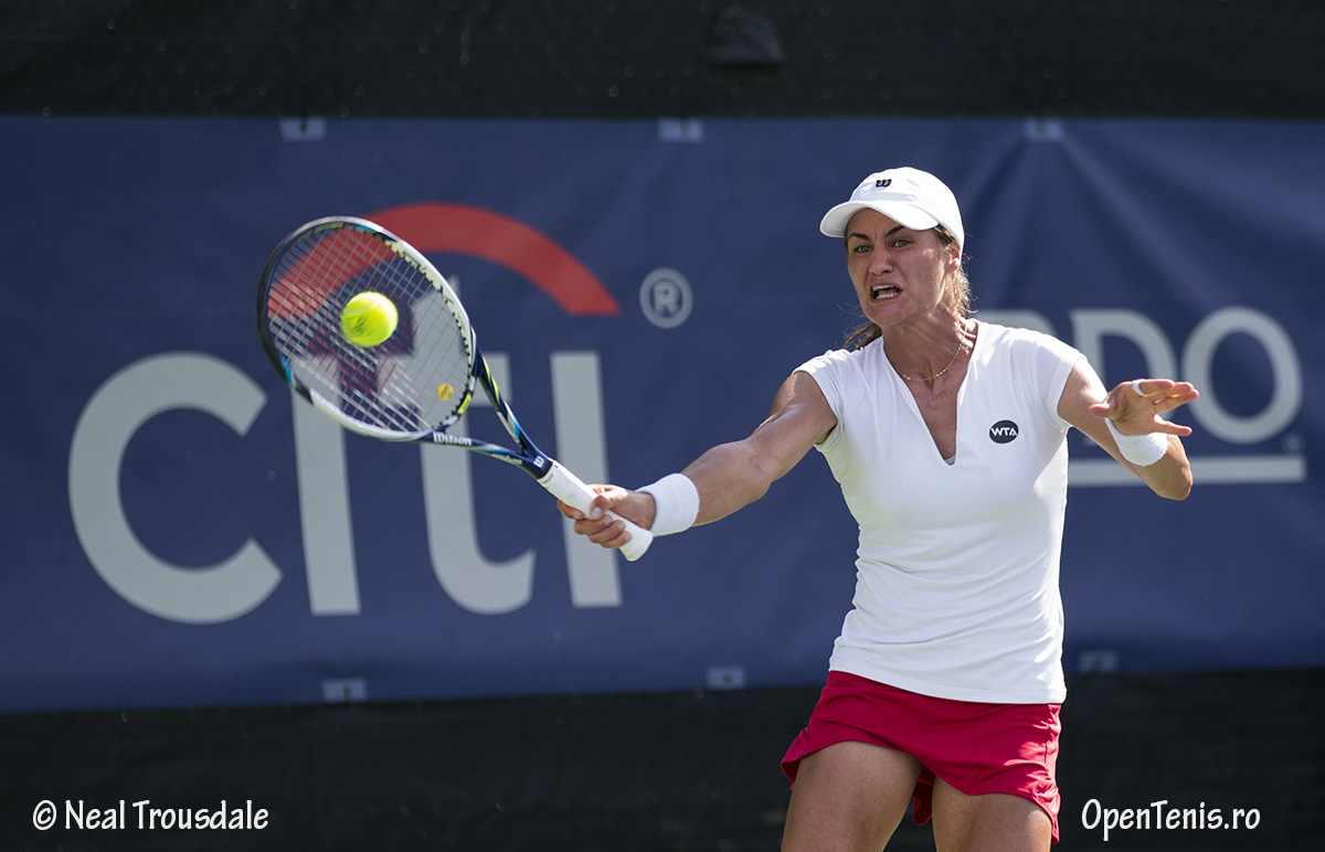 Monica Niculescu se califica in runda secunda la Citi Open