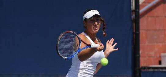 Cristina Dinu a trecut de primul tur