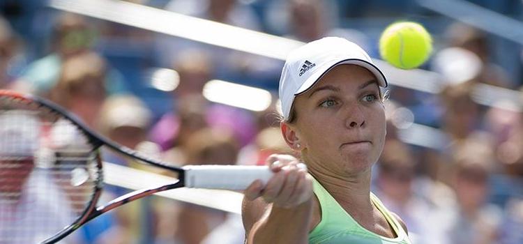 Simona şi Monica joacă la noapte