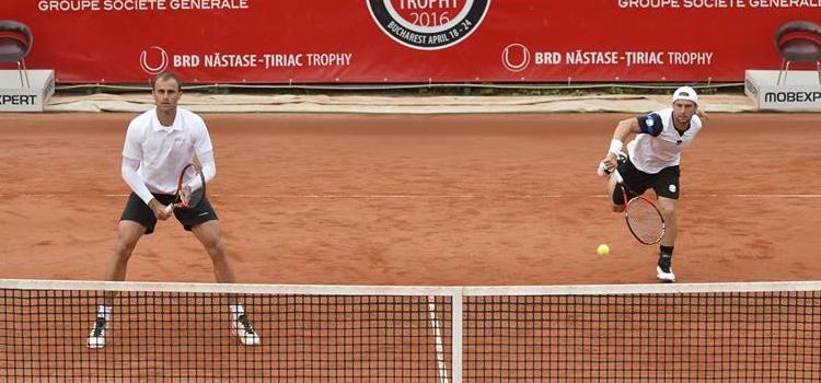 Copil şi Ungur au fost eliminaţi şi la dublu