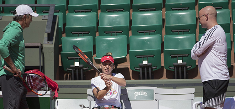 Imagini de la antrenamentul de joi al Simonei Halep la Roland Garros
