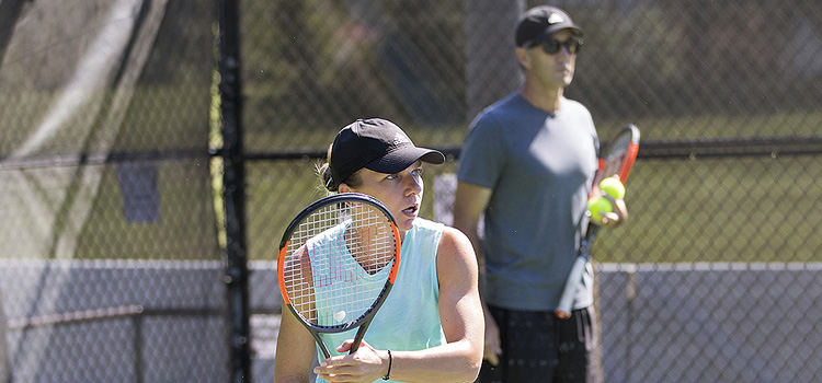 Imagini de la antrenamentul SIMONEI HALEP şi al lui MARIUS COPIL