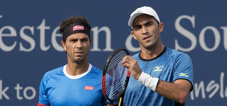 Două break-uri cât o victorie pentru Tecău şi Rojer